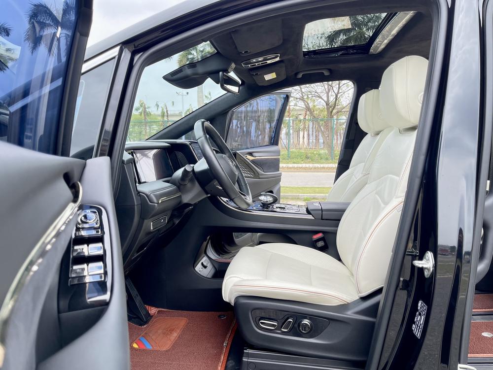 GAC Trumpchi Trumpchi M8