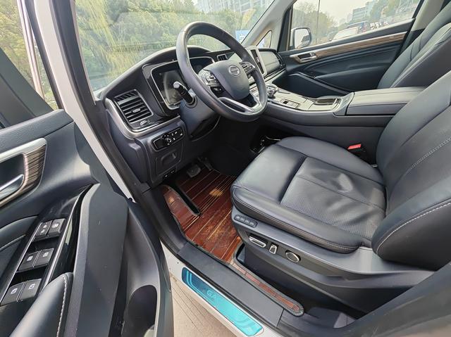 GAC Trumpchi Trumpchi M8