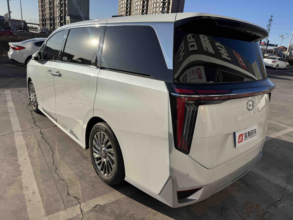GAC Trumpchi Trumpchi M8