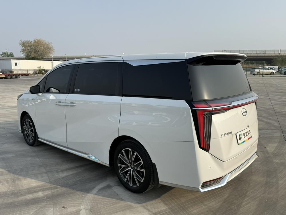 GAC Trumpchi Trumpchi M8