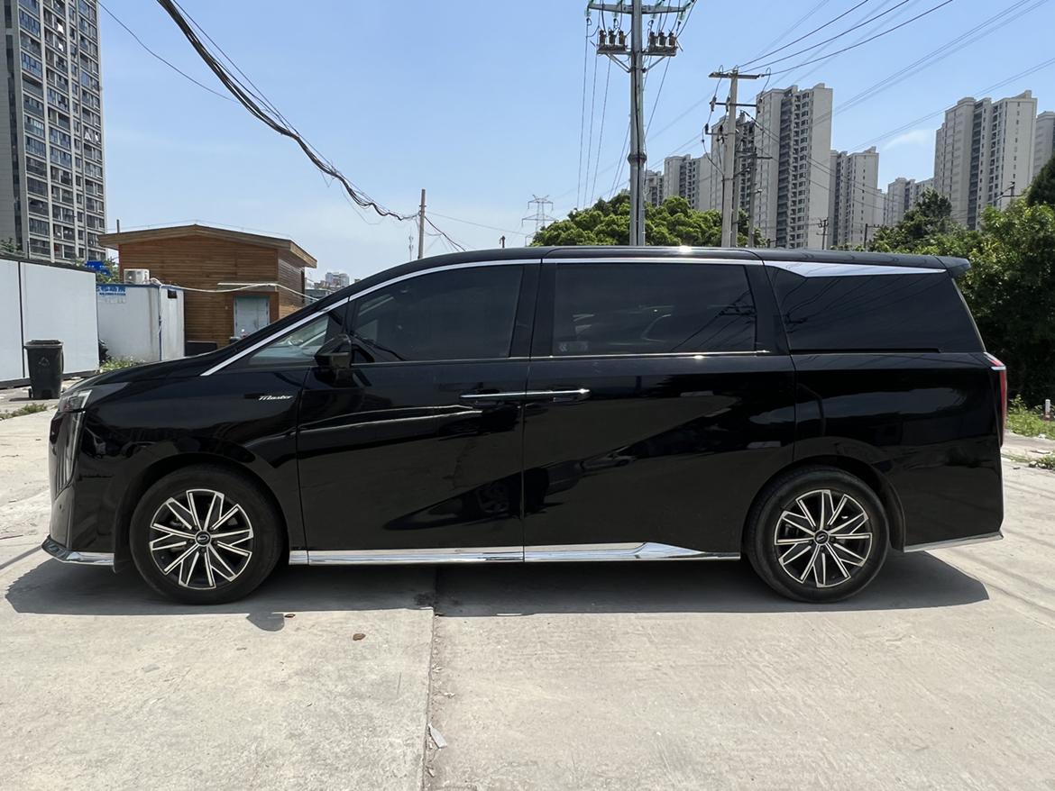 GAC Trumpchi Trumpchi M8