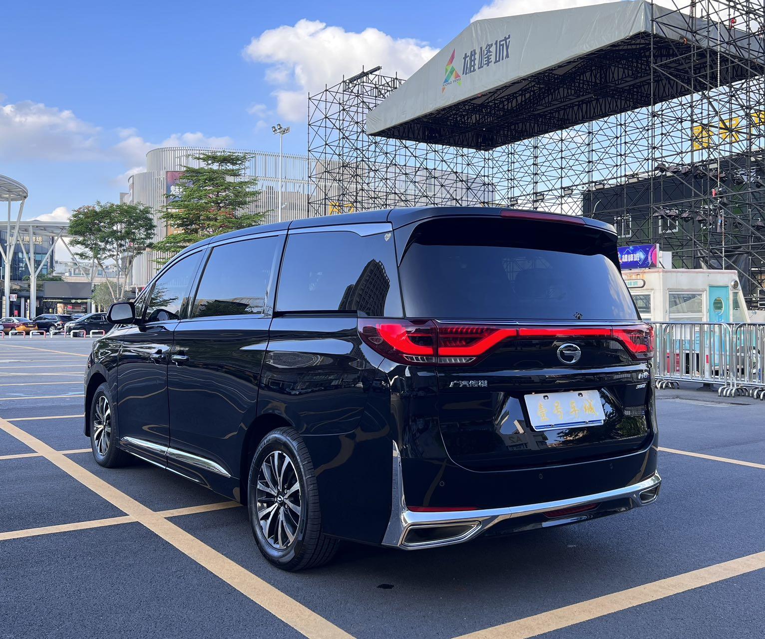 GAC Trumpchi Trumpchi M8