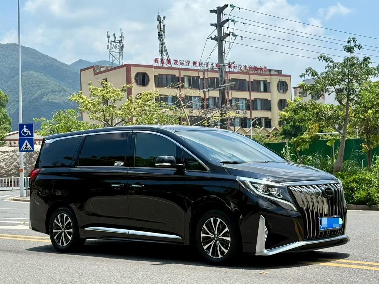 GAC Trumpchi Trumpchi M8