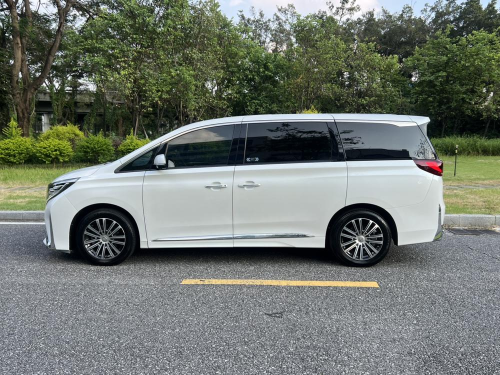 GAC Trumpchi Trumpchi M8