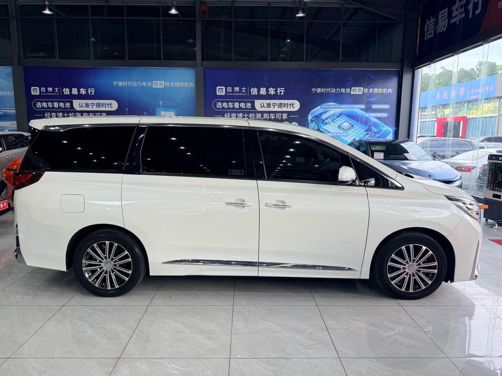 GAC Trumpchi Trumpchi M8