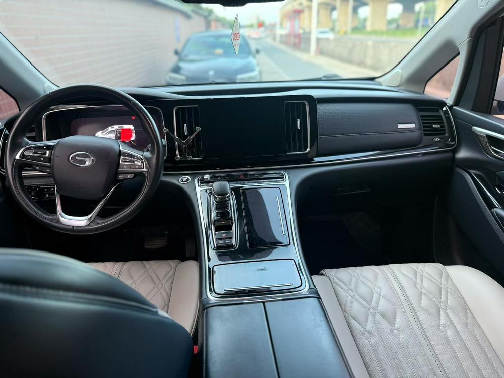GAC Trumpchi Trumpchi M8