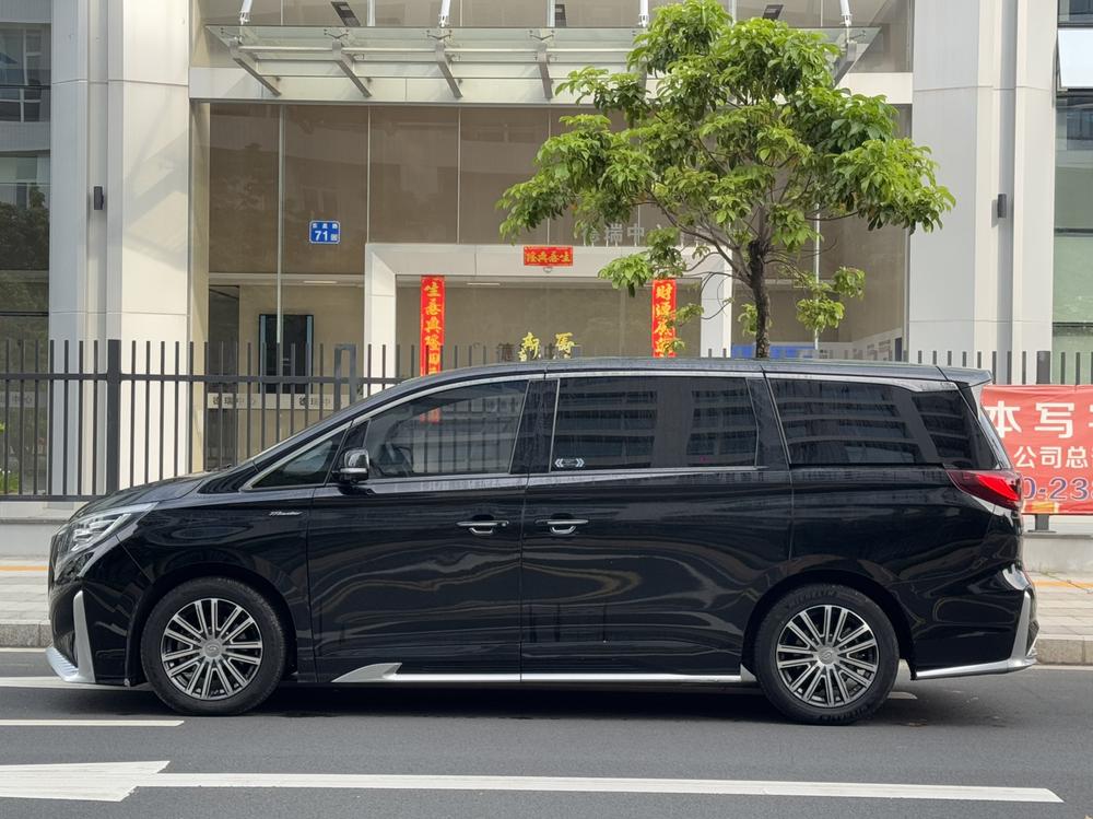 GAC Trumpchi Trumpchi M8