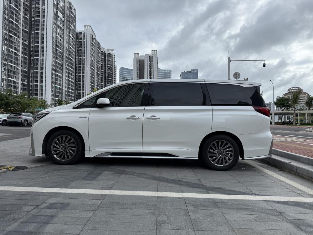 GAC Trumpchi Trumpchi M8