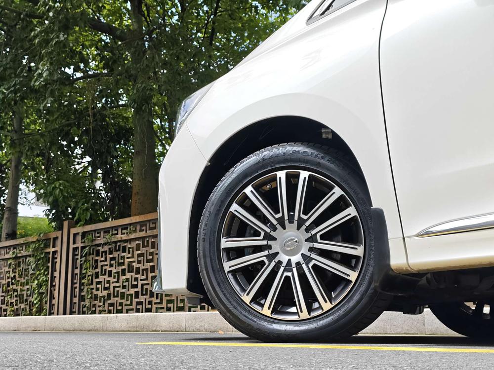 GAC Trumpchi Trumpchi M8