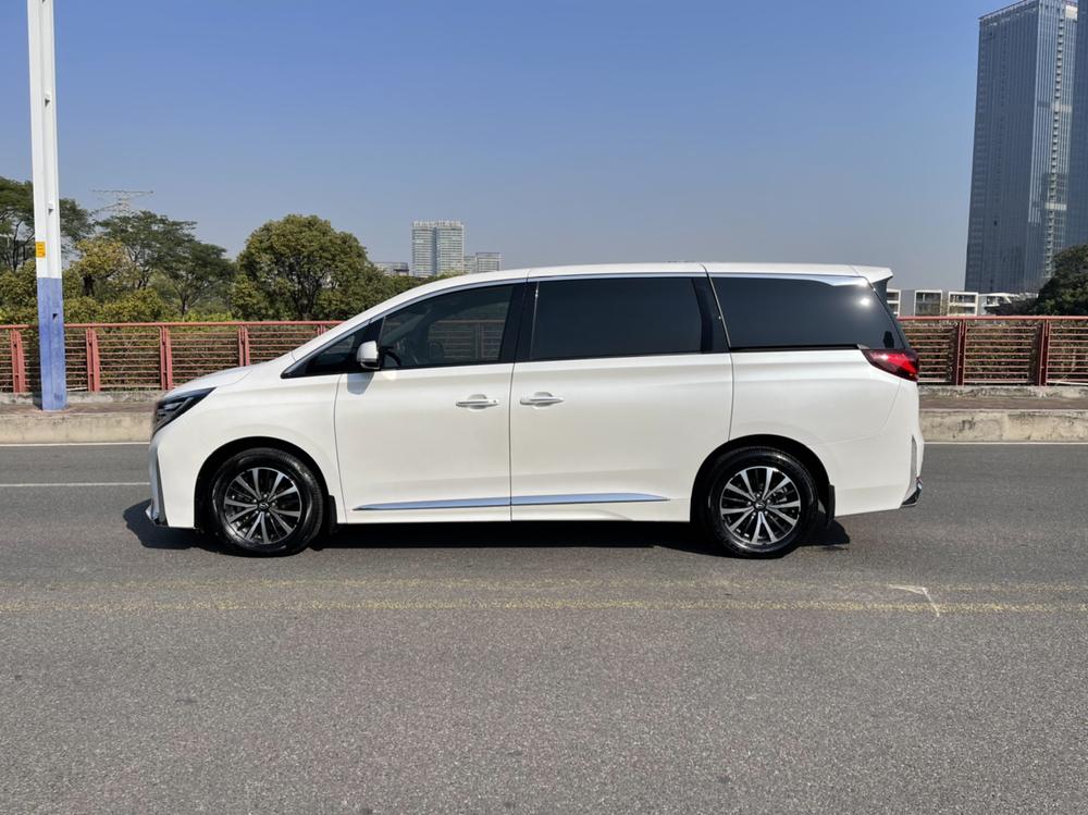 GAC Trumpchi Trumpchi M8