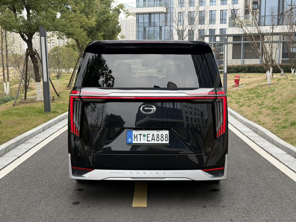 GAC Trumpchi Trumpchi M8