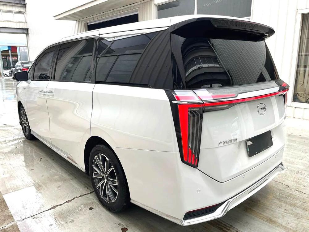 GAC Trumpchi Trumpchi M8