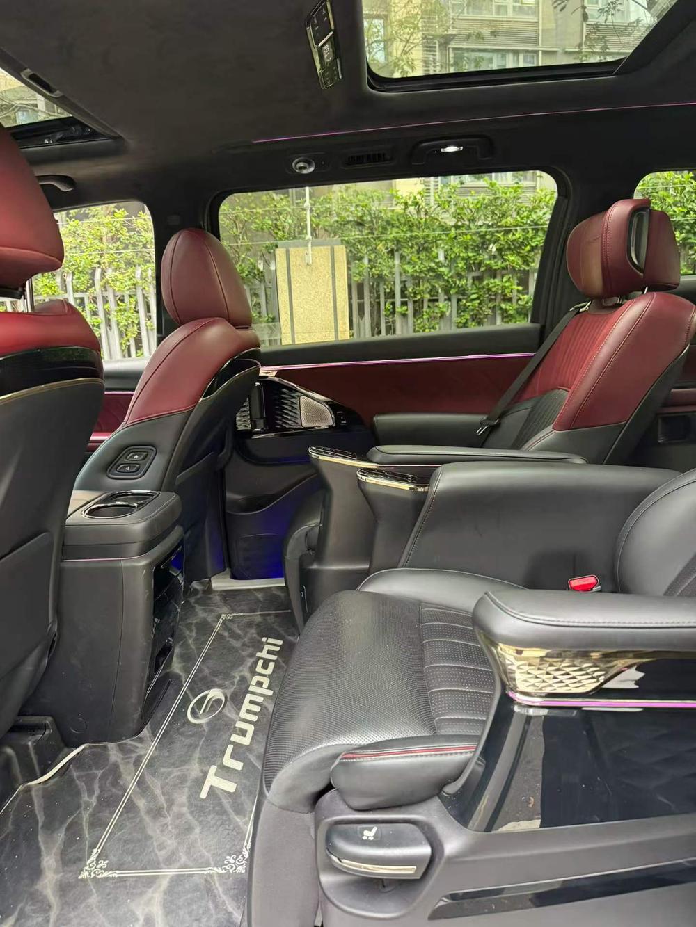 GAC Trumpchi Trumpchi M8