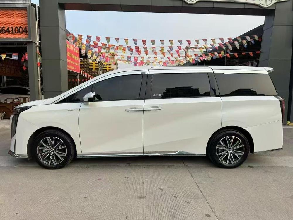 GAC Trumpchi Trumpchi M8