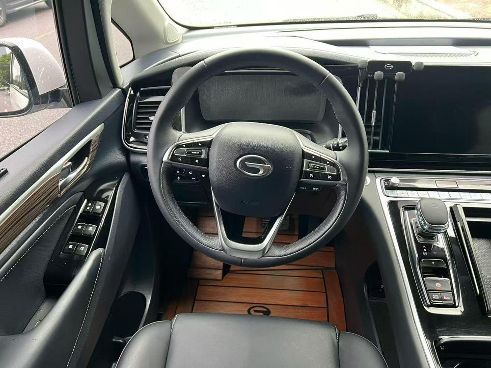 GAC Trumpchi Trumpchi M8
