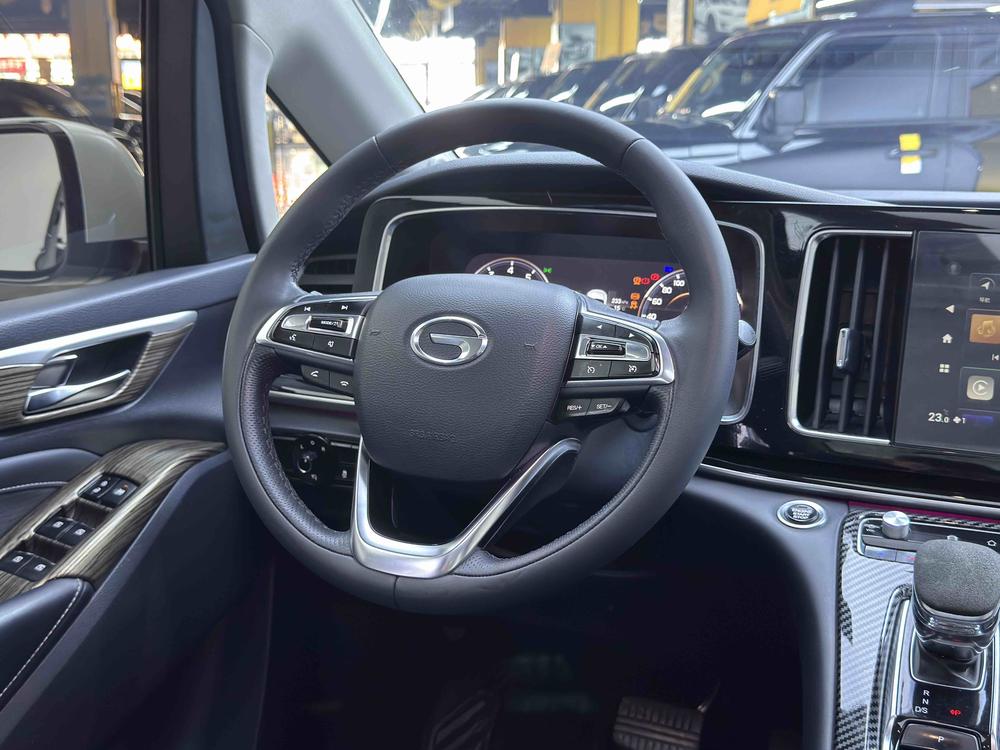 GAC Trumpchi Trumpchi M8