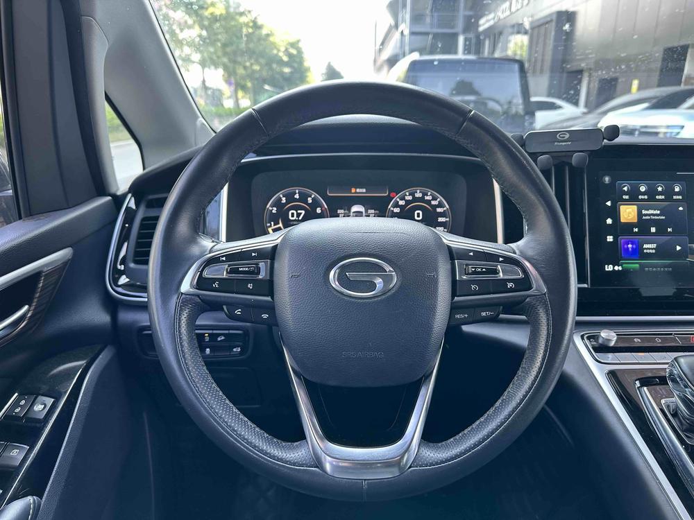 GAC Trumpchi Trumpchi M8
