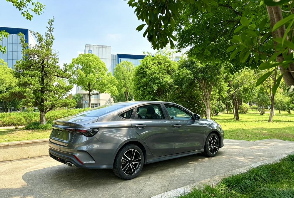 Geely Binrui