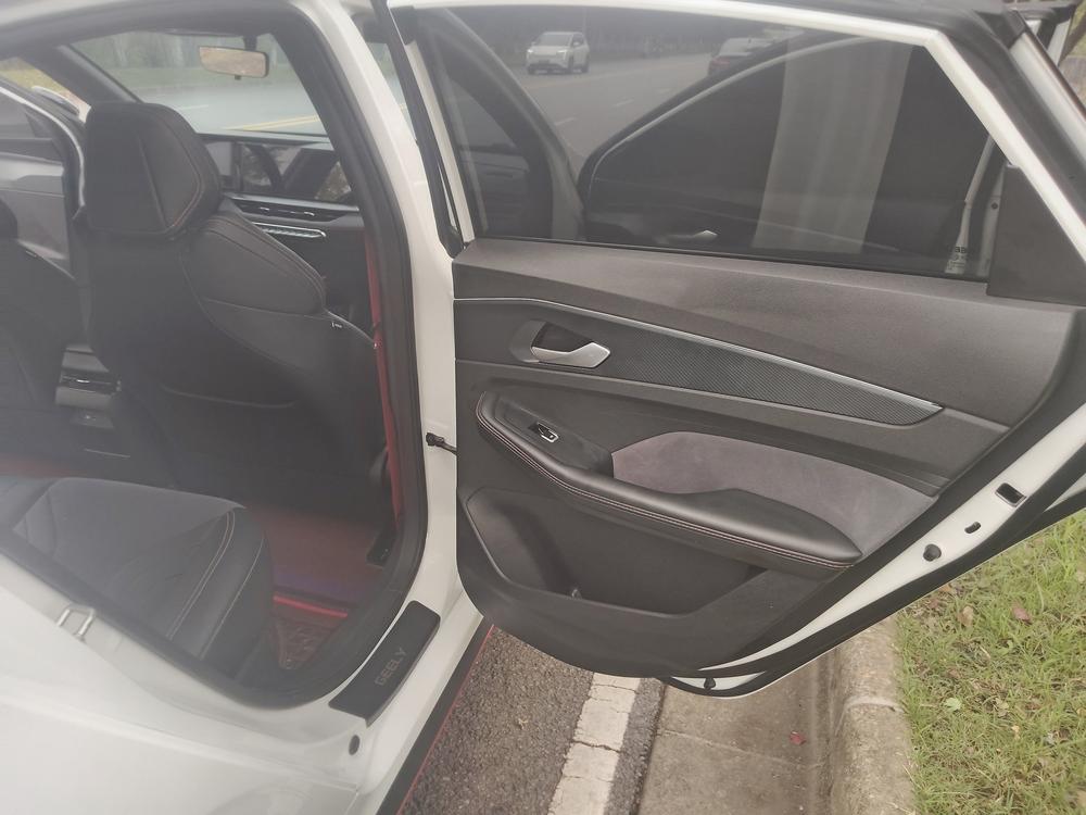 Geely Binrui