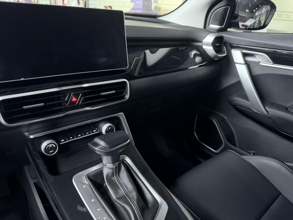 Geely Binyue