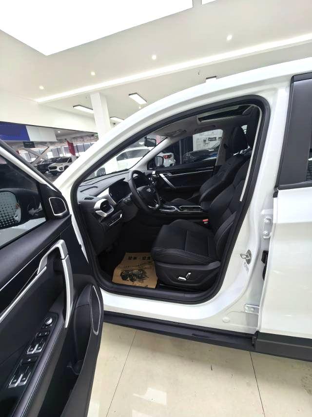 Geely Binyue