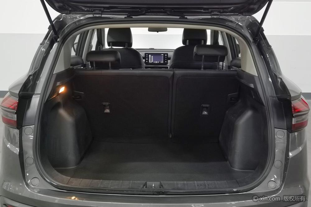 Geely Binyue