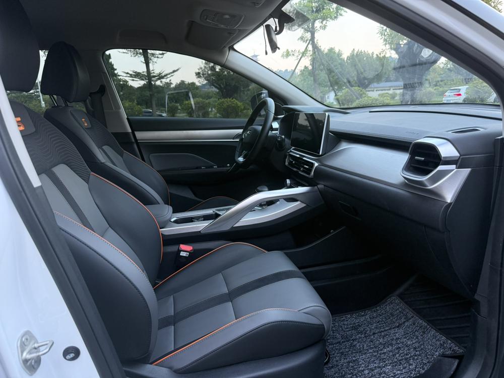 Geely Binyue