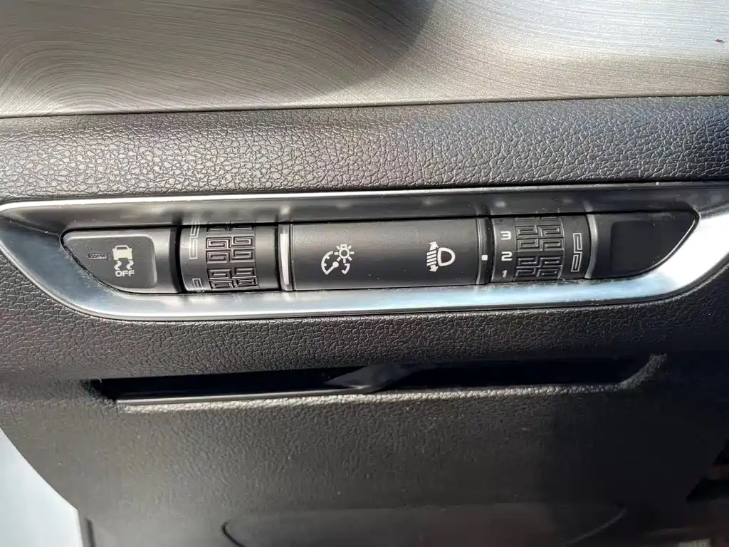 Geely Binyue