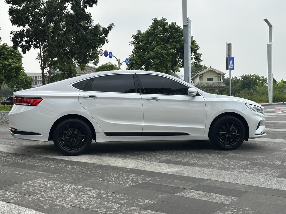 Geely Borui