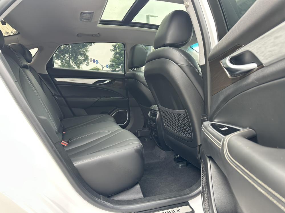 Geely Borui