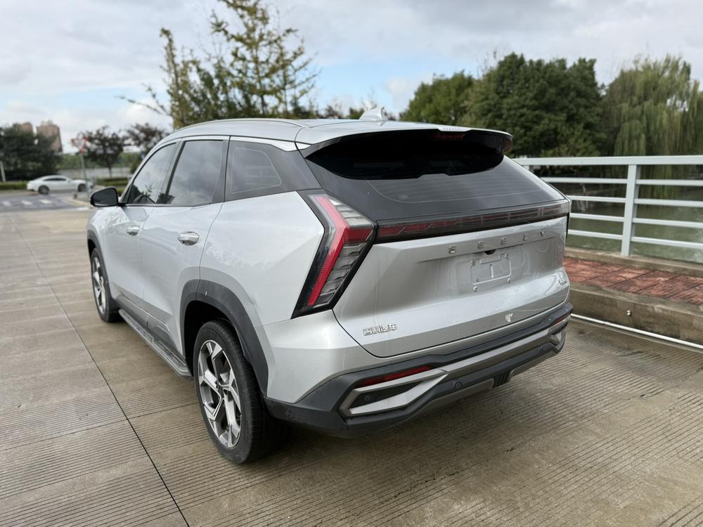 Geely Boyue L