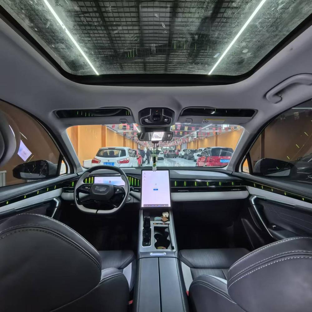 Geely Boyue L