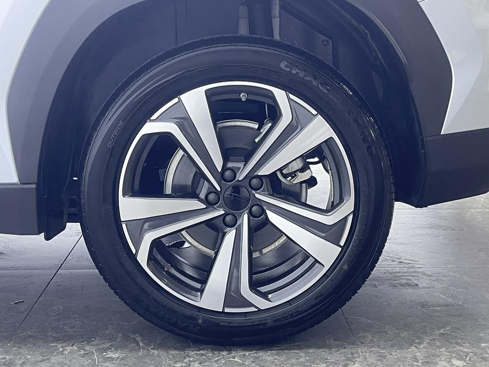 Geely Boyue L