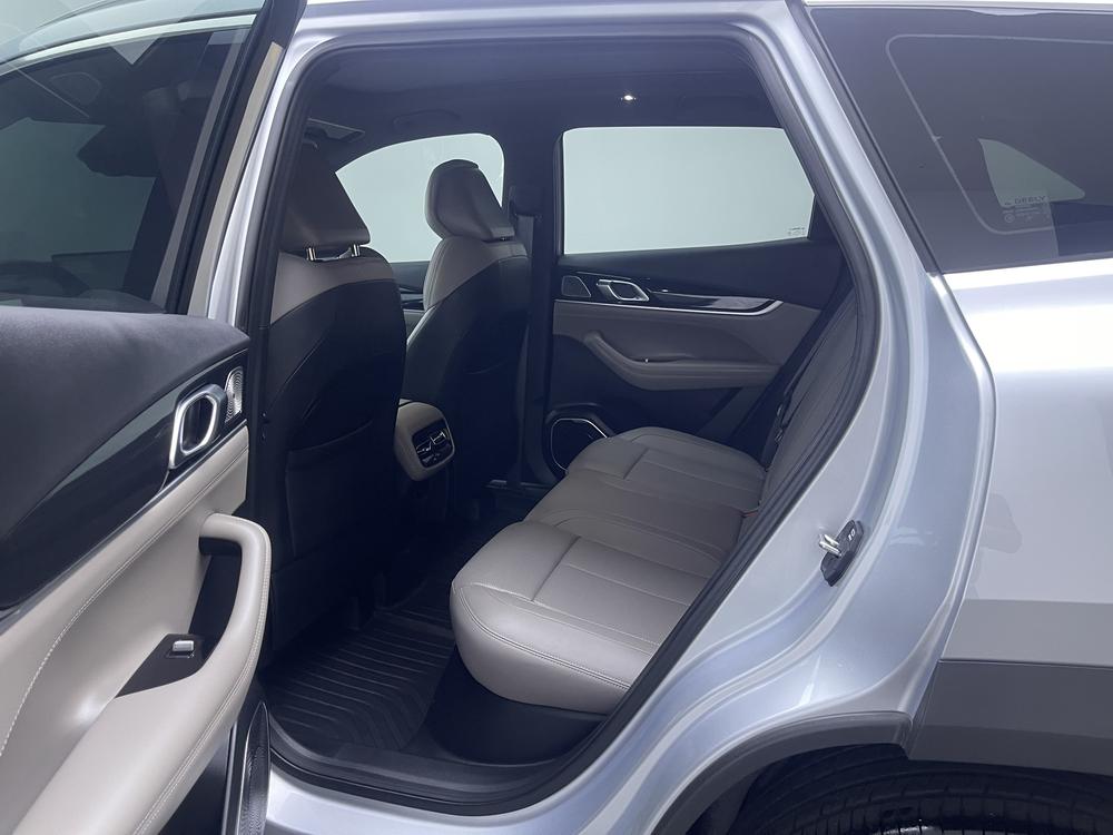 Geely Boyue L