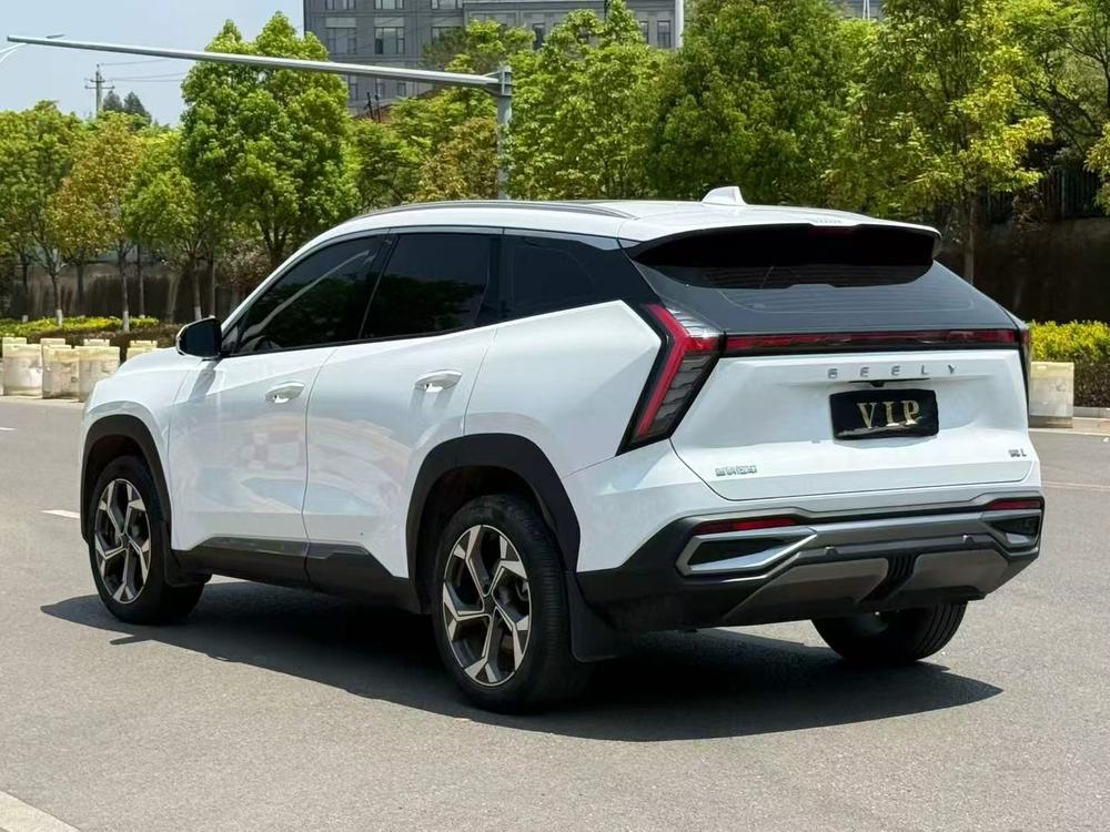 Geely Boyue L