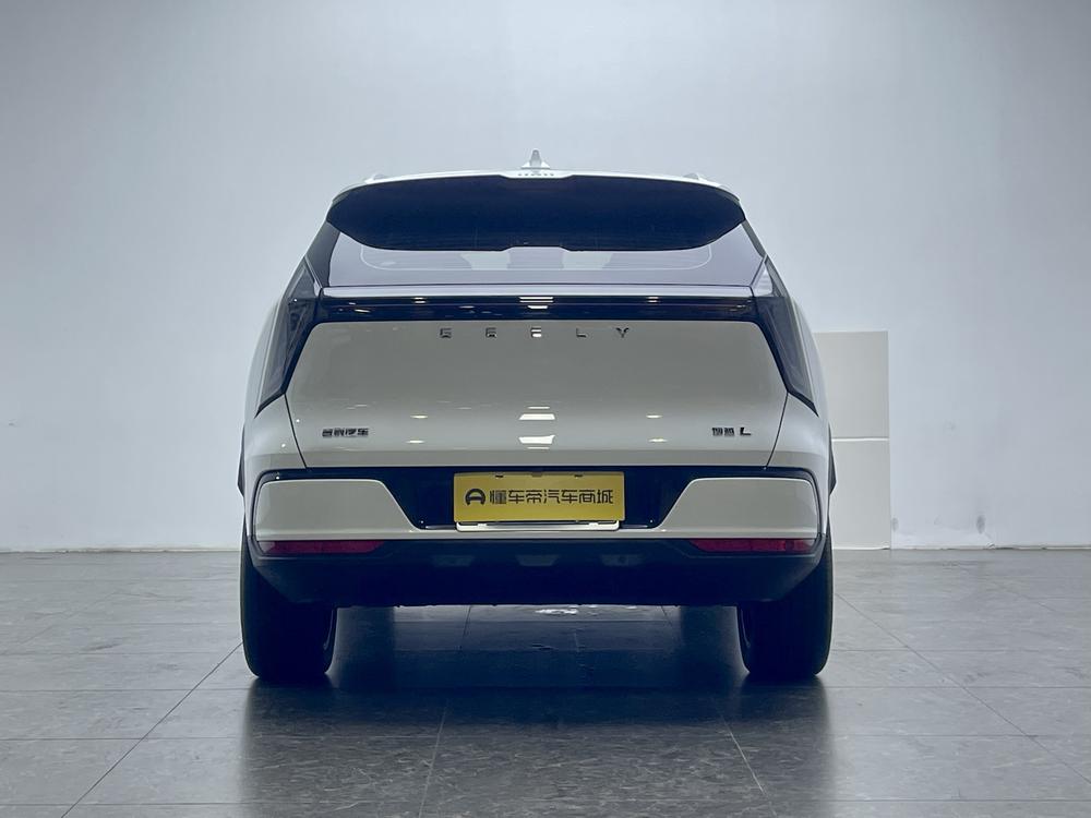 Geely Boyue L