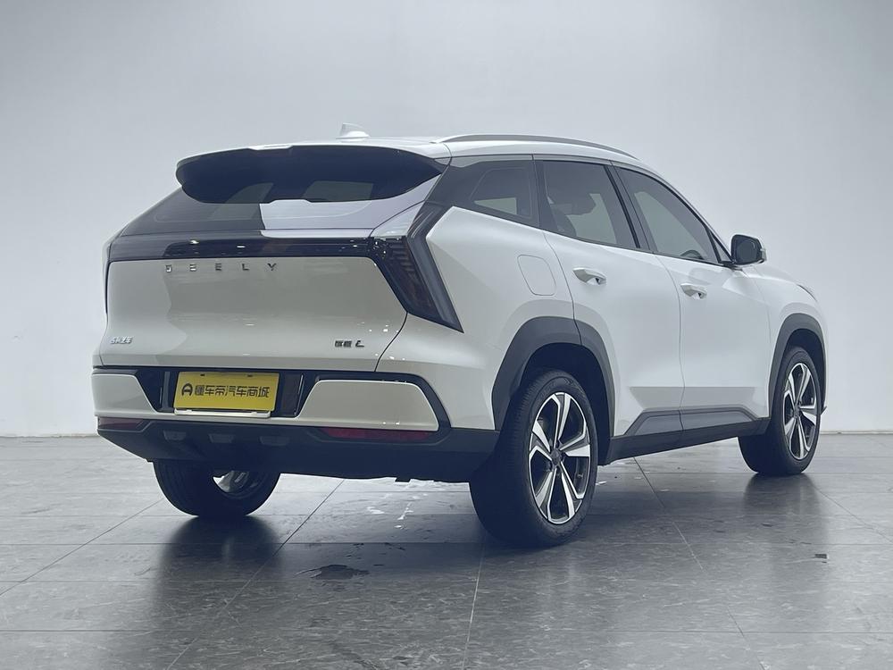 Geely Boyue L