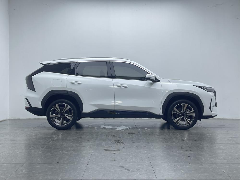 Geely Boyue L