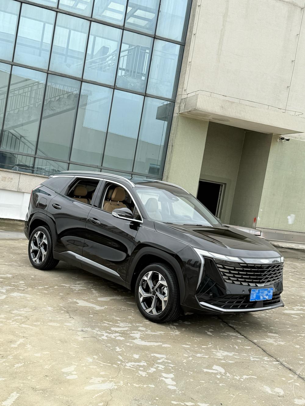 Geely Boyue L