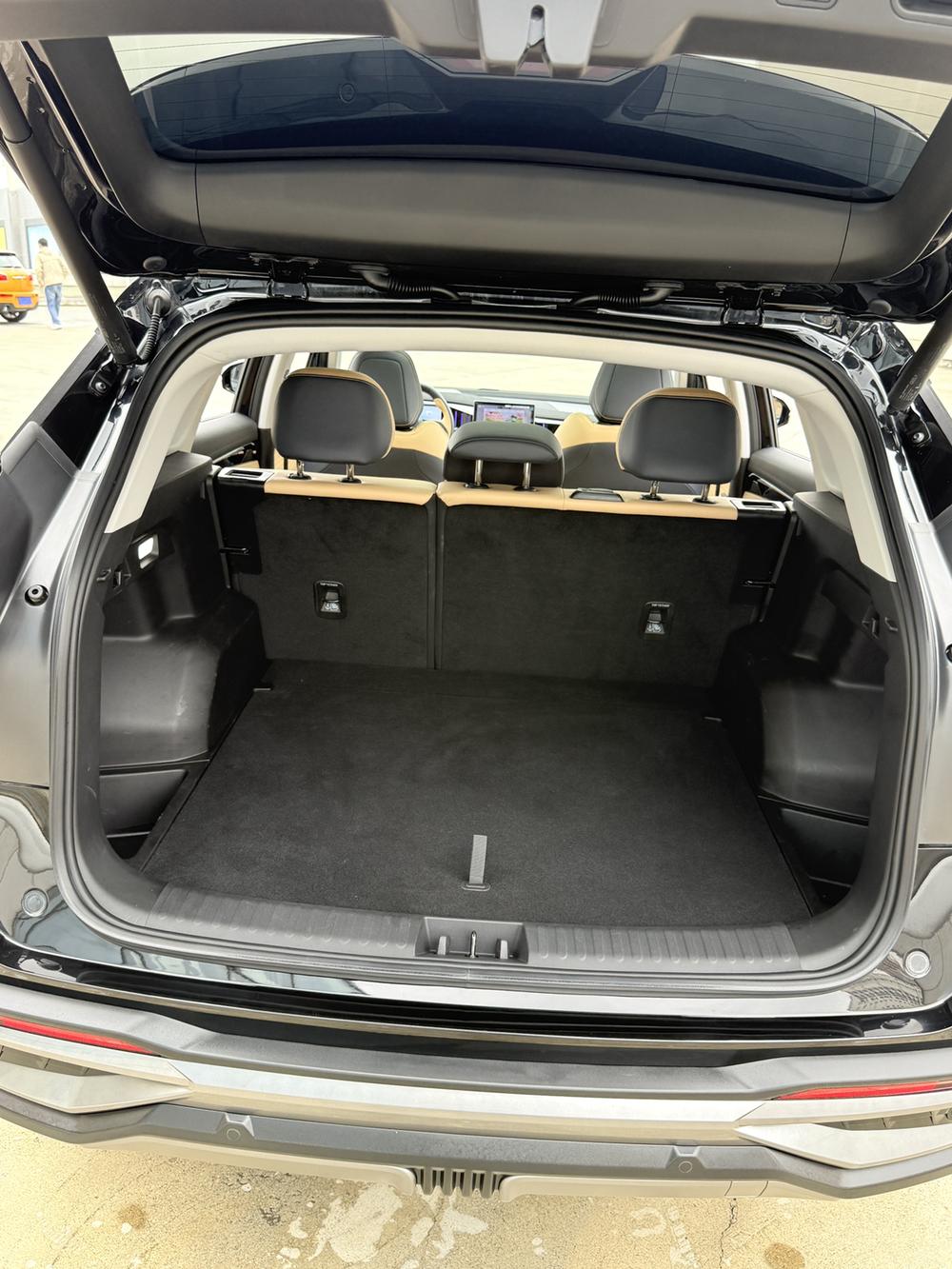 Geely Boyue L