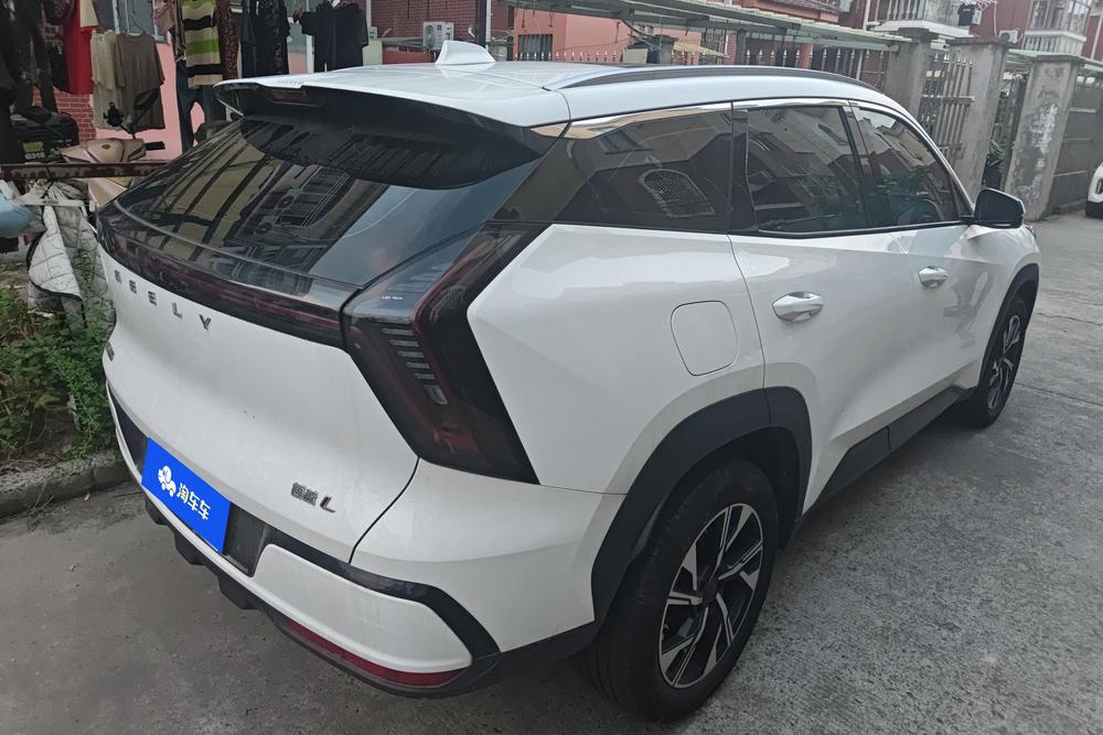 Geely Boyue L