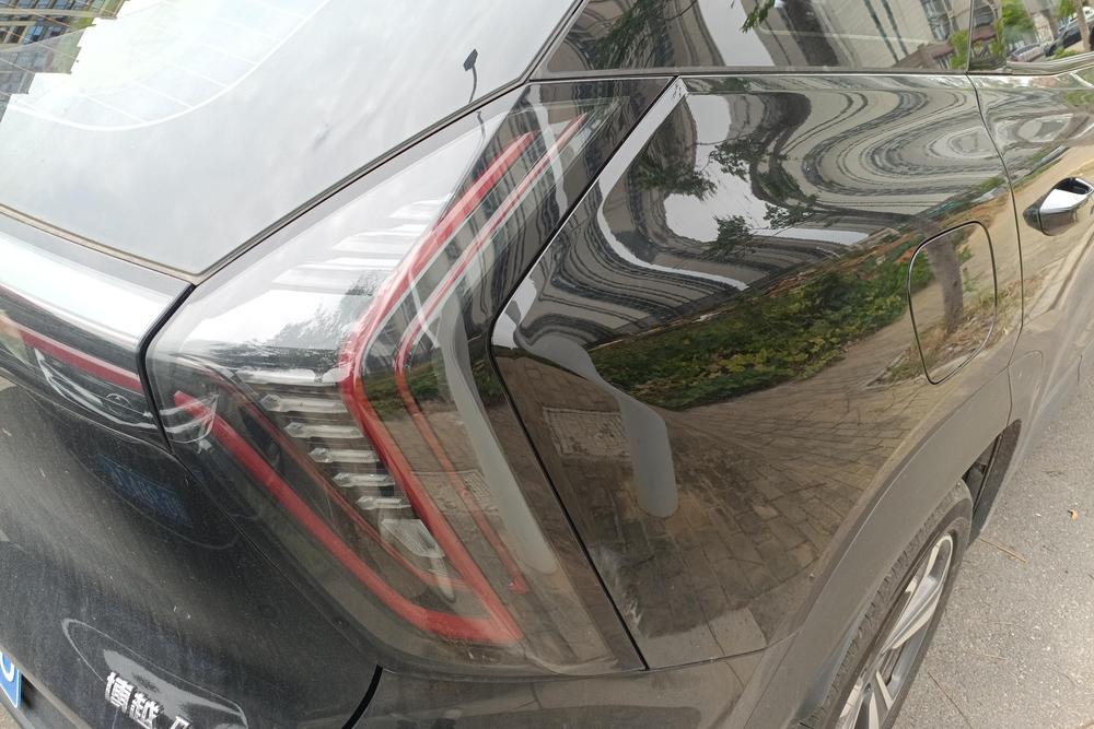 Geely Boyue L