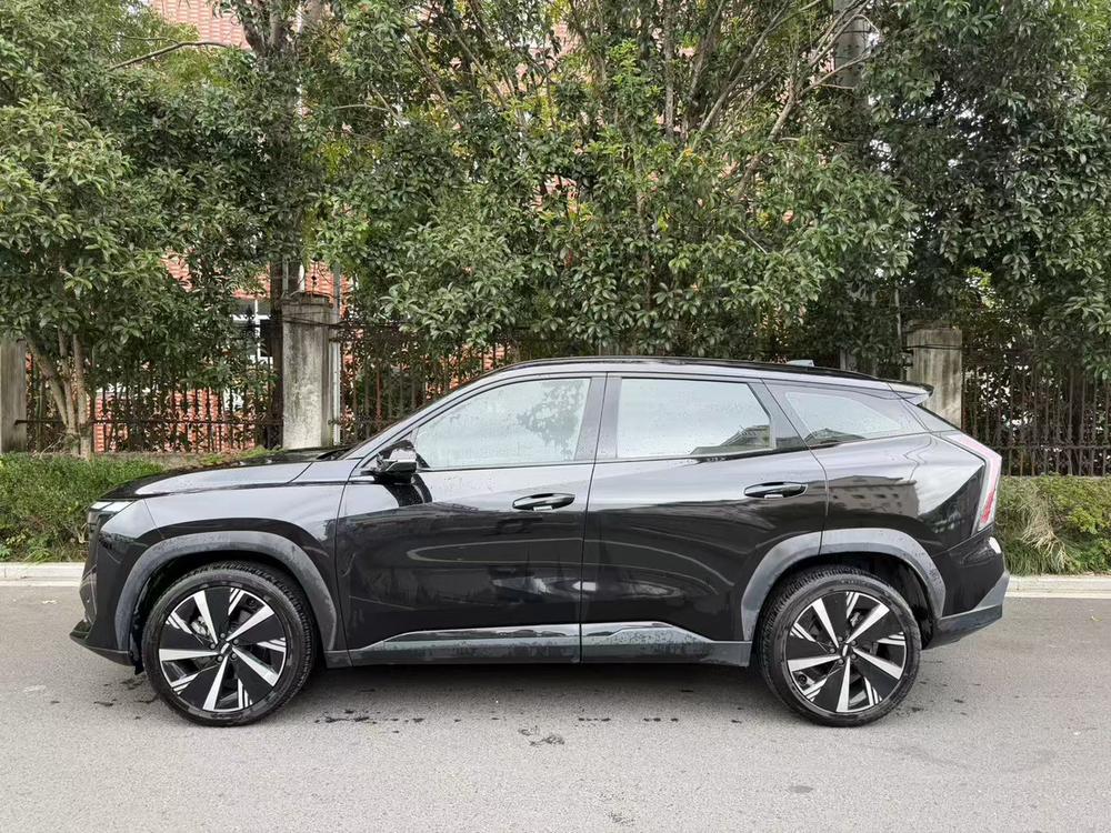 Geely Boyue L