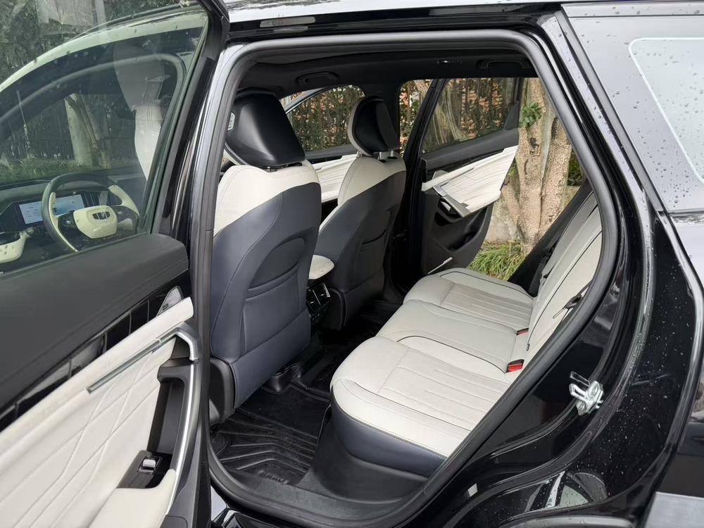 Geely Boyue L