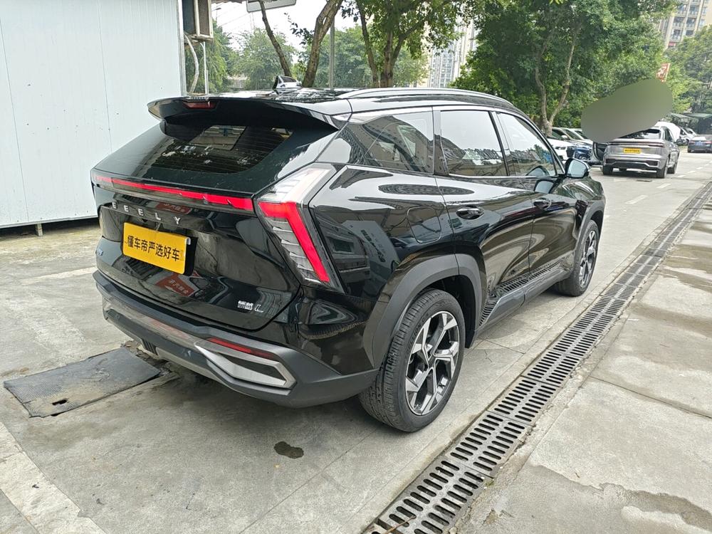 Geely Boyue L