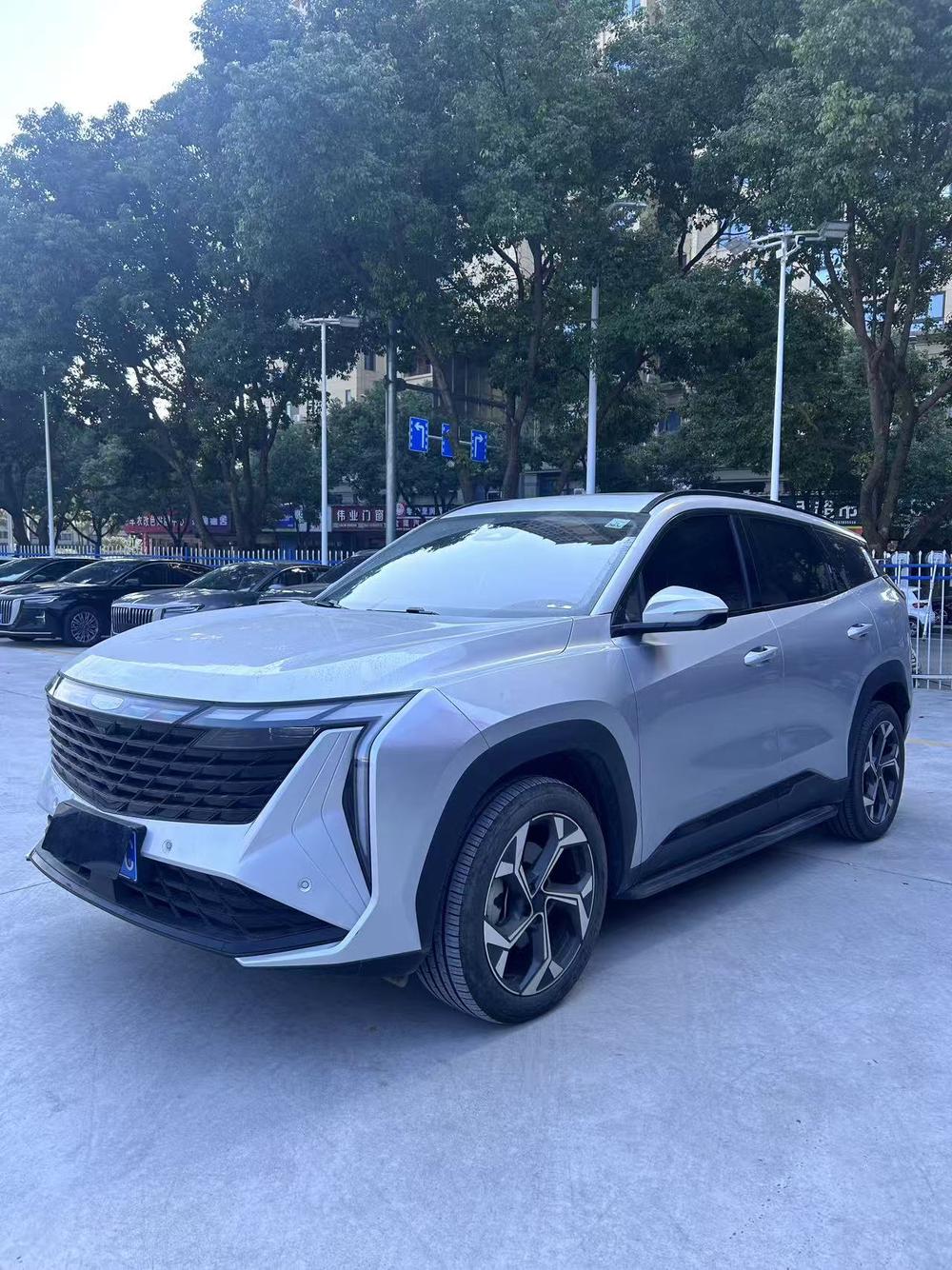 Geely Boyue L