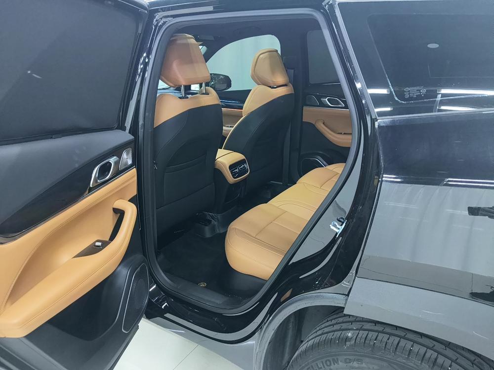 Geely Boyue L