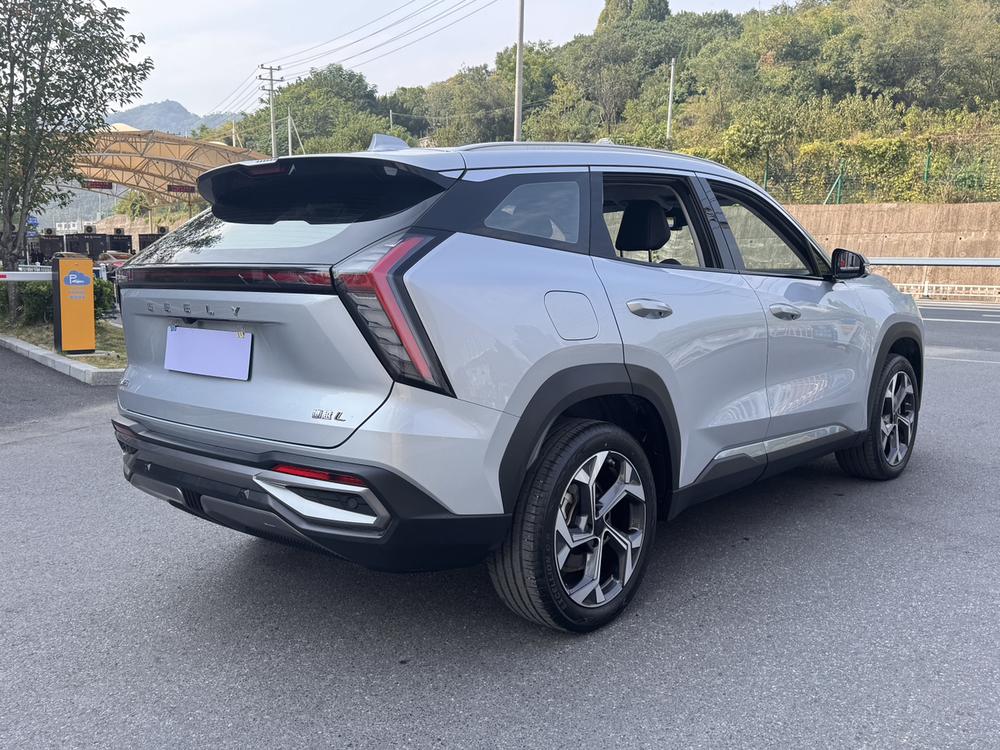 Geely Boyue L