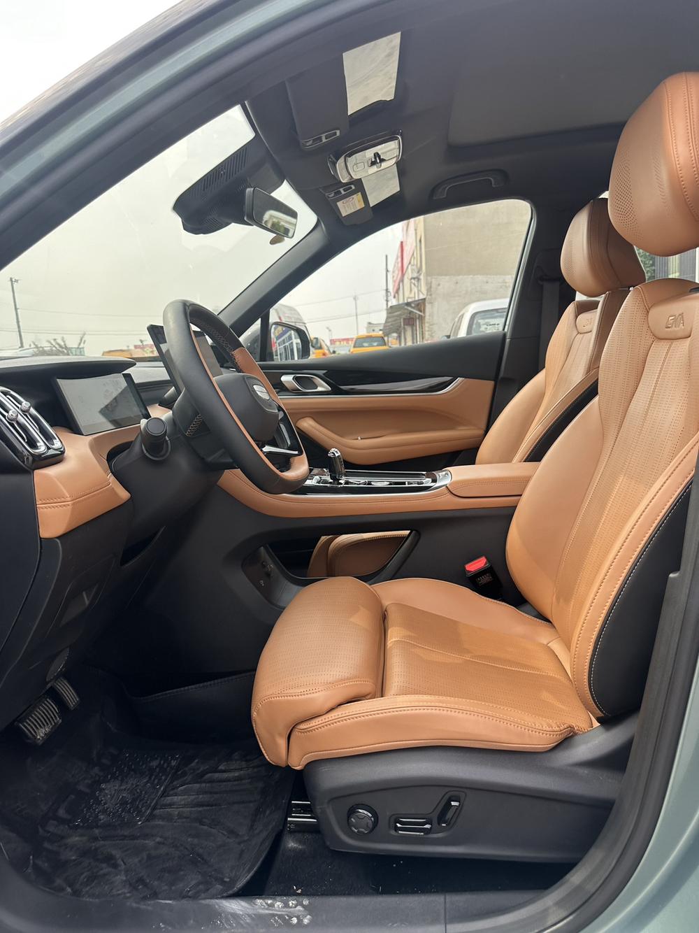 Geely Boyue L