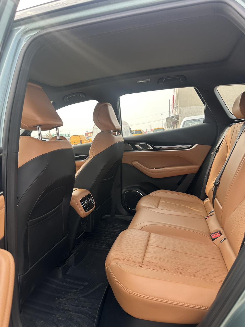 Geely Boyue L